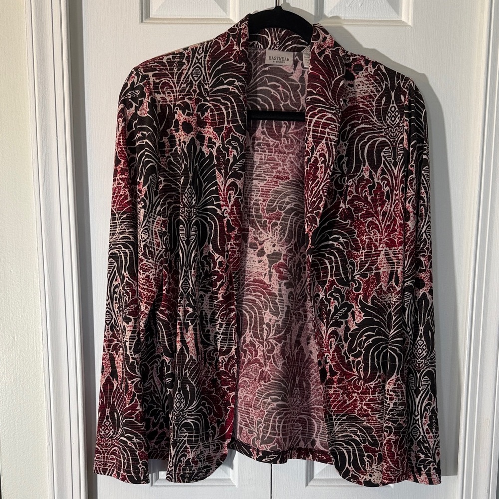 Chico’s Easywear Black & Dark Reds  Patterned Blazer size 1